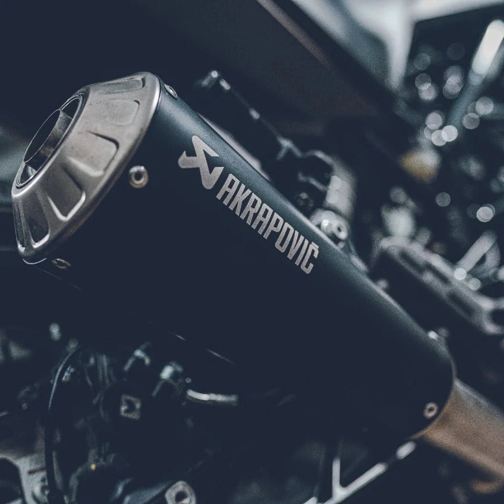 AKRAPOVIČ "SLIP-ON LINE" Svartpilen 125